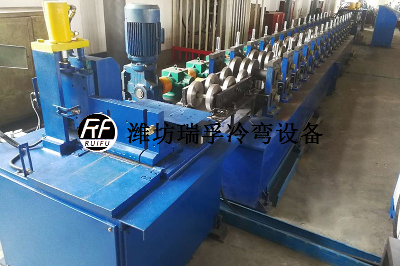 配電柜成型設(shè)備 4.jpg