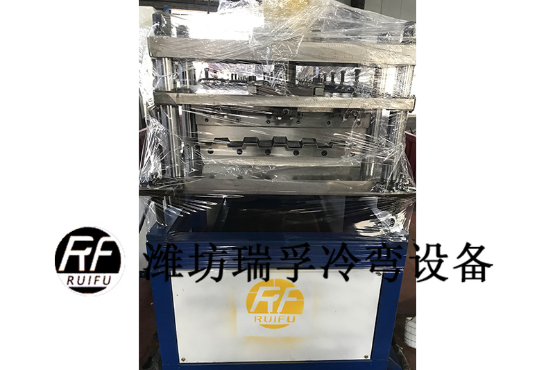 橋架瓦楞板設(shè)備-1.5加強(qiáng)型.jpg